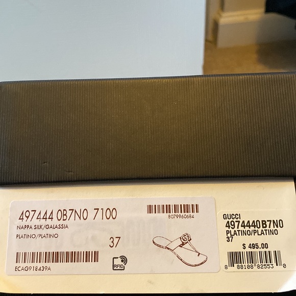 Gucci GG T-strap Sandal - LIKE NEW - Picture 7 of 8